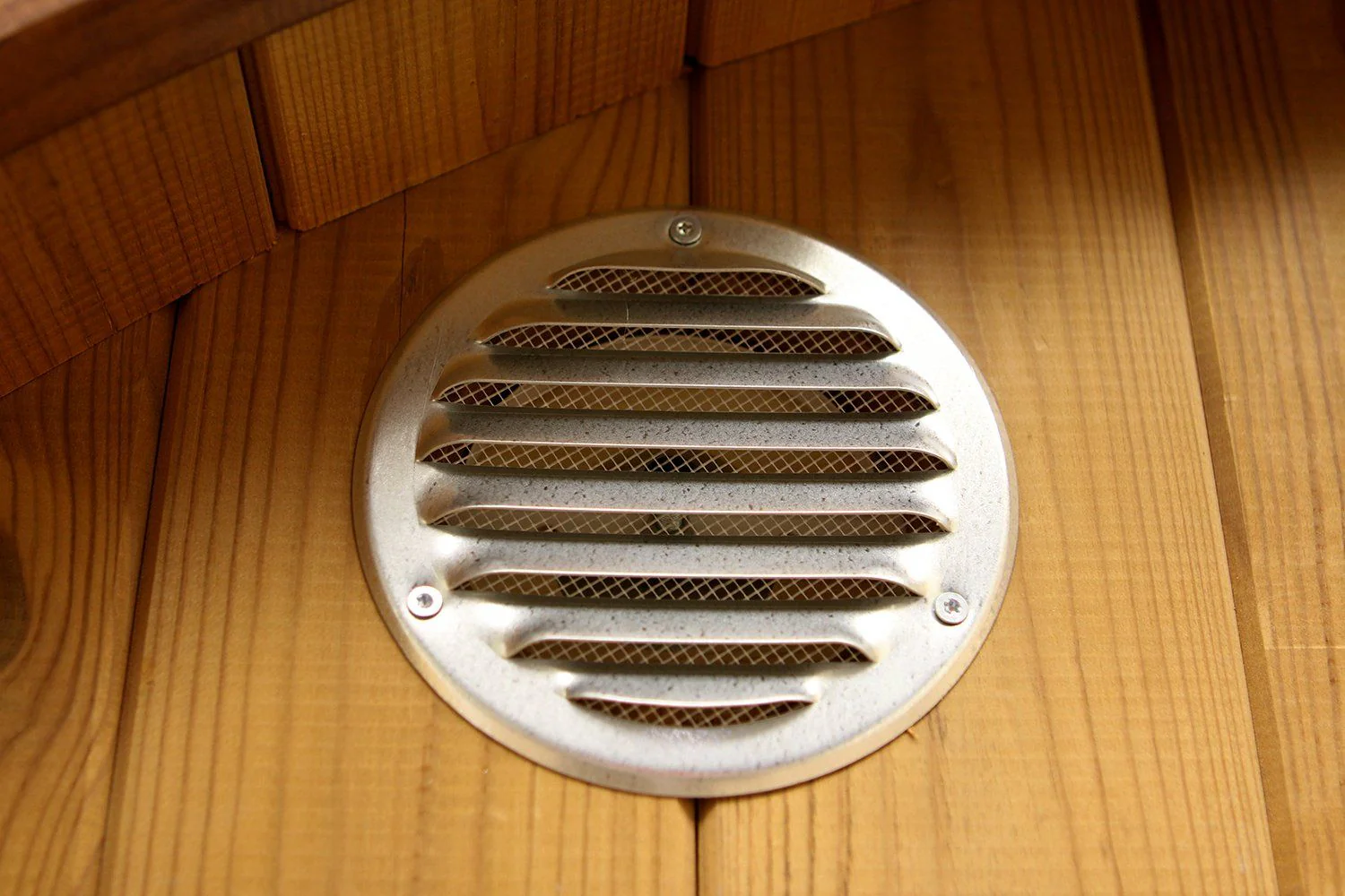 8 FT Thermowood Scenic View Barrel Sauna - 6 Person (Extra Wide) - Image 8