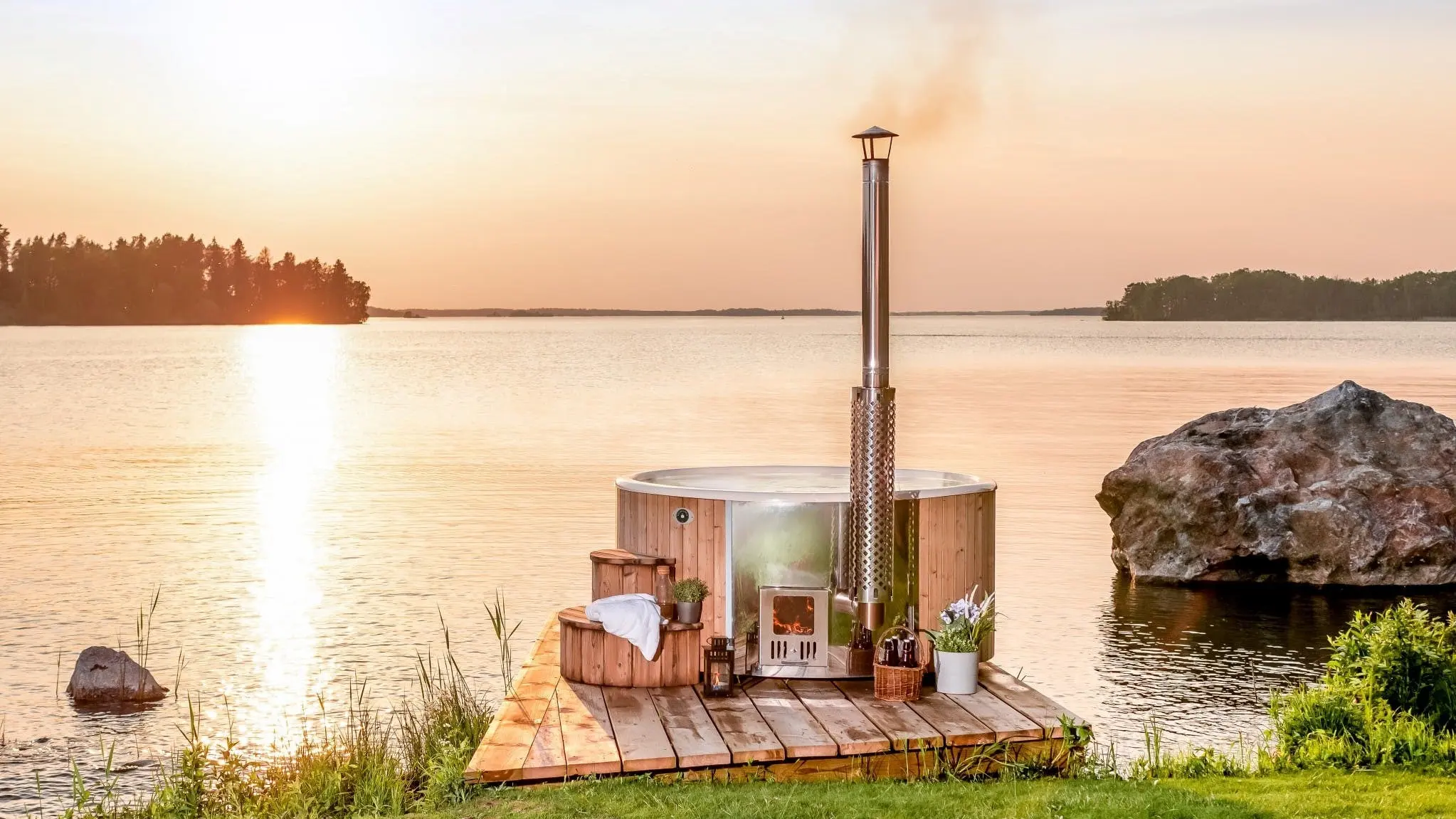 Deluxe Wood Fired Hot Tub With Liner XL - Image 14