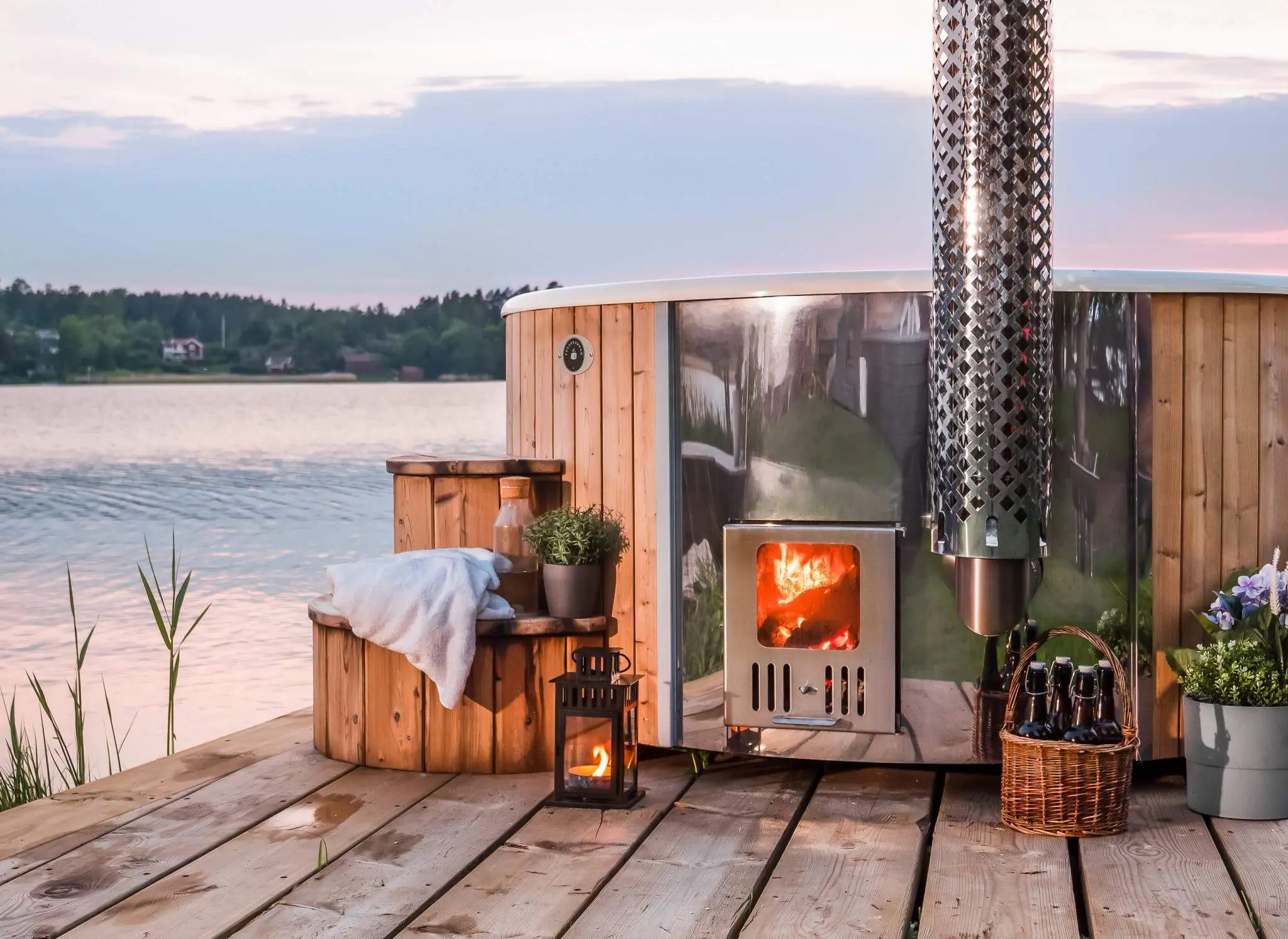 Deluxe Wood Fired Hot Tub With Liner XL - Image 16