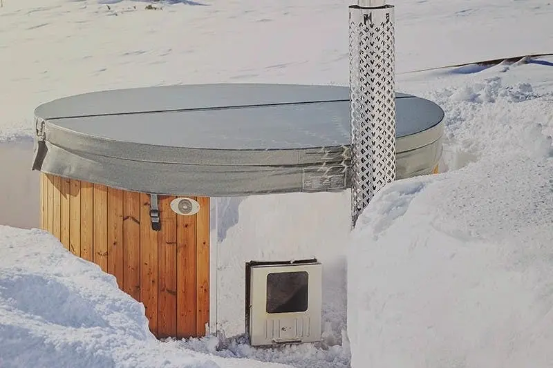 Deluxe Wood Fired Hot Tub With Liner XL - Image 20