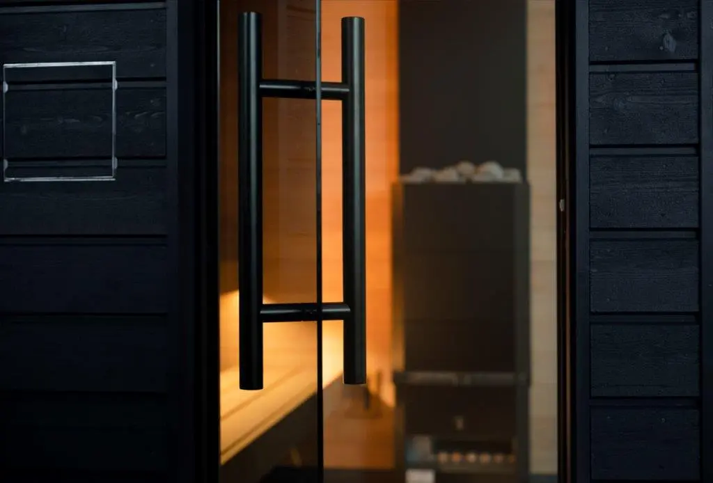 Epiikka - Luxury Modern Sauna - Image 11